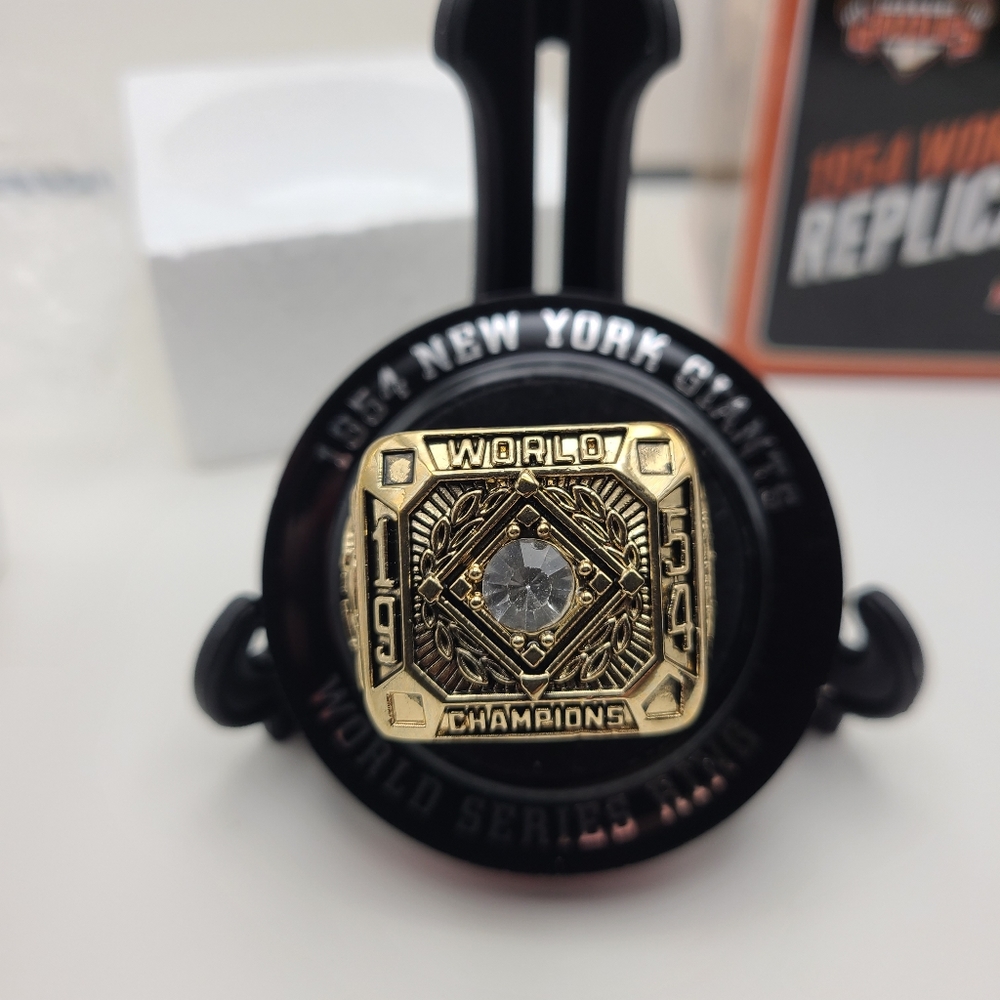 Fresno Grizzlies 1954 New York Giants World Series Ring Stadium Giveaway